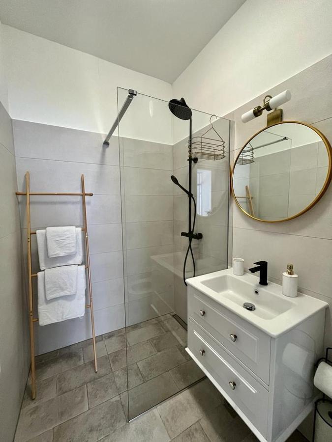 Ferienwohnung Lux Apartmans Pula Exterior foto