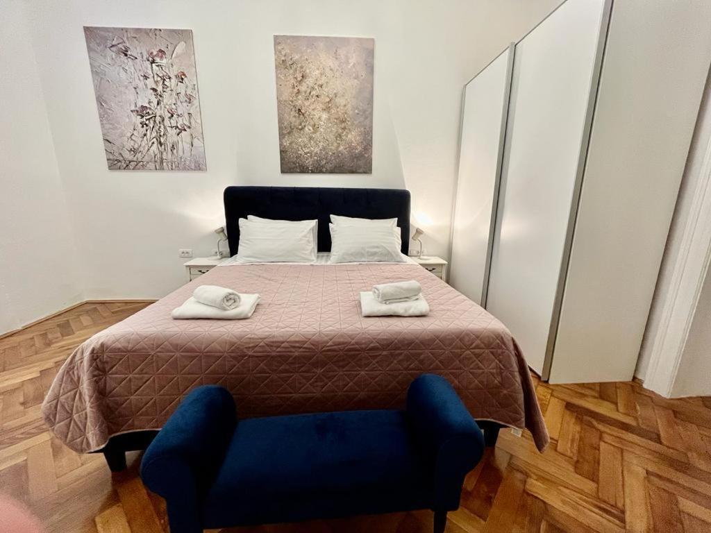 Ferienwohnung Lux Apartmans Pula Exterior foto